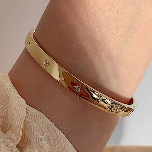 Starburst North Star SET OF TWO  Sterling Silver and Gold  Bangles Cuff Bracelet - Picture 2 of 5